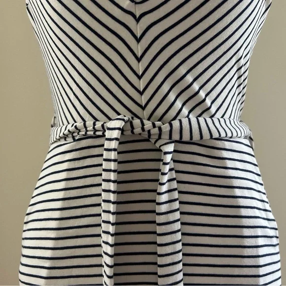 CUTE Striped Dress - Picture 2 of 7